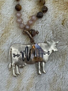 Beaded Cow Pendant Necklace in Beige and Silver